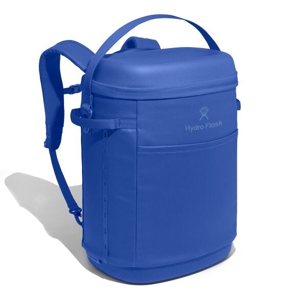 carryouttm-backpack-22-l-v5 18pco382_carryout_backpack_22l_capri_blue_angled_1.jpg