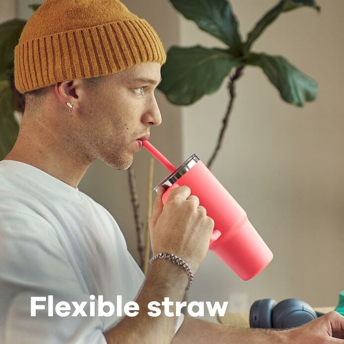 hydration-handledtm-bundle-n9 hf_s26_ttpscc_apdp_06.jpg