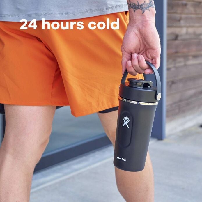 24-oz-insulated-shaker-bottle-q8 hydro_flask_ecomm_en_insulated_shaker_pt03_2000x2000px_4.jpg