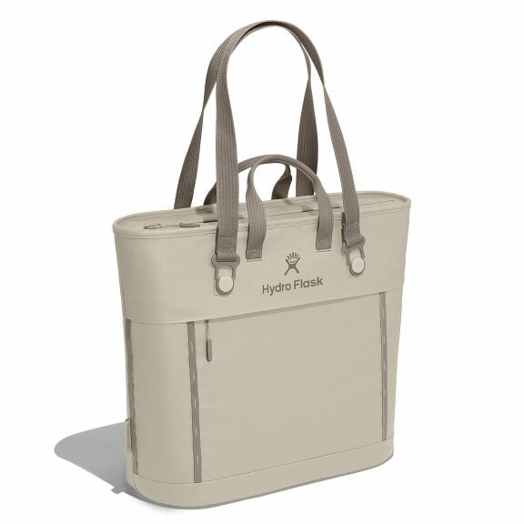 carryouttm-soft-cooler-tote-20-l-q5 midiit114-carryout-tote-20l-oat-angled.jpg
