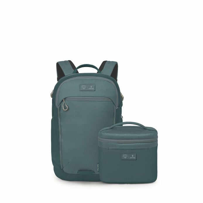 osprey-axis-x-hydro-flask-campus-essentials-bundle-z1 ospreyaxis_hydroflask5l_lunch_bag_f25_front_cascade_10007249.jpg