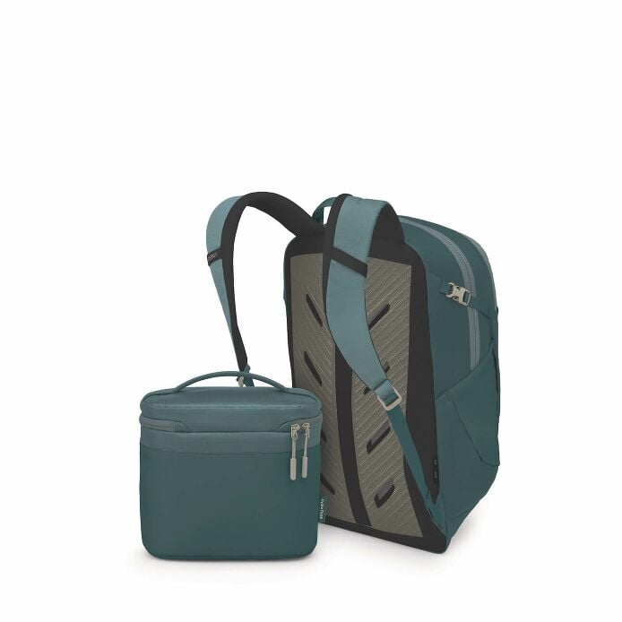 osprey-axis-x-hydro-flask-campus-essentials-bundle-z1 ospreyaxis_hydroflask5l_lunch_bag_f25_sideback_cascade_10007249.jpg